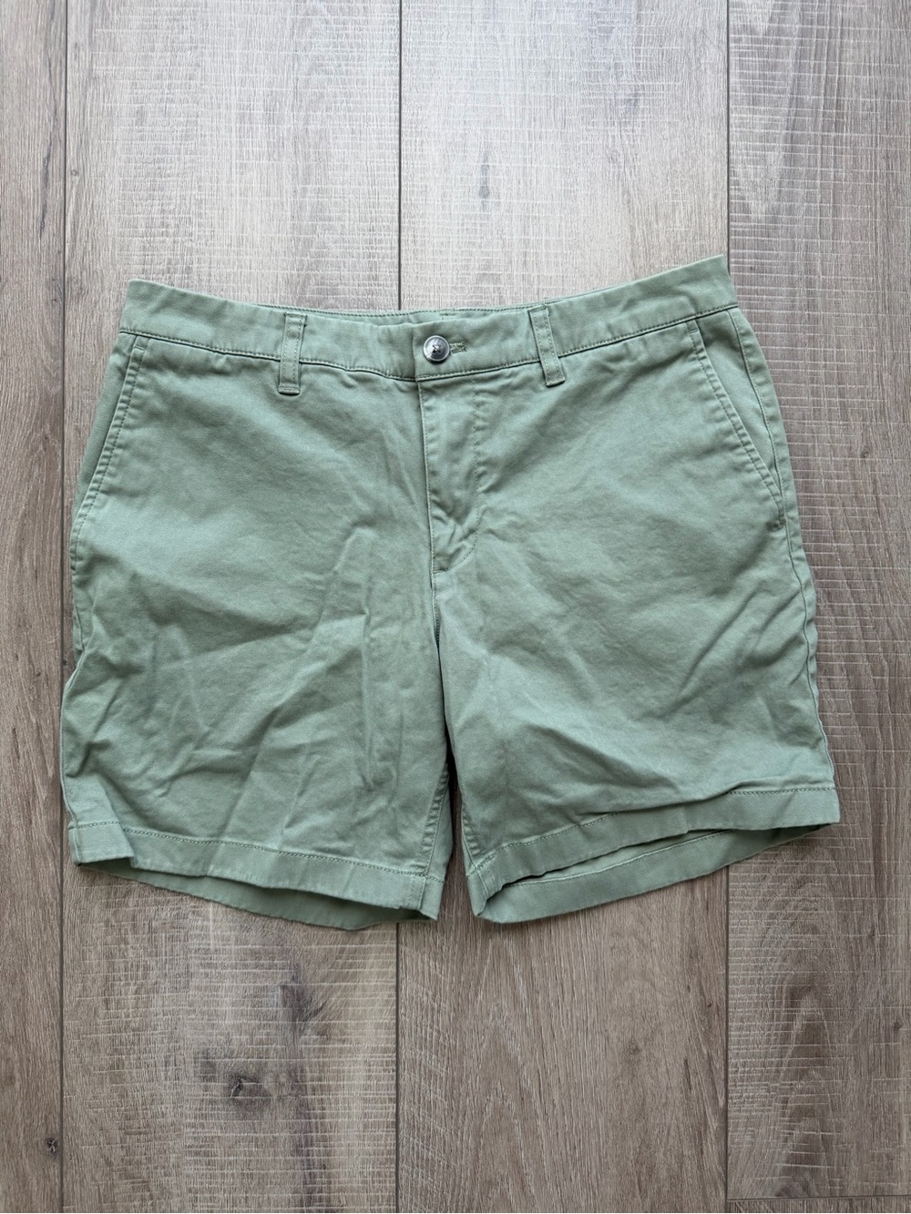 Hawker Rye Green Chino Shorts Size 32